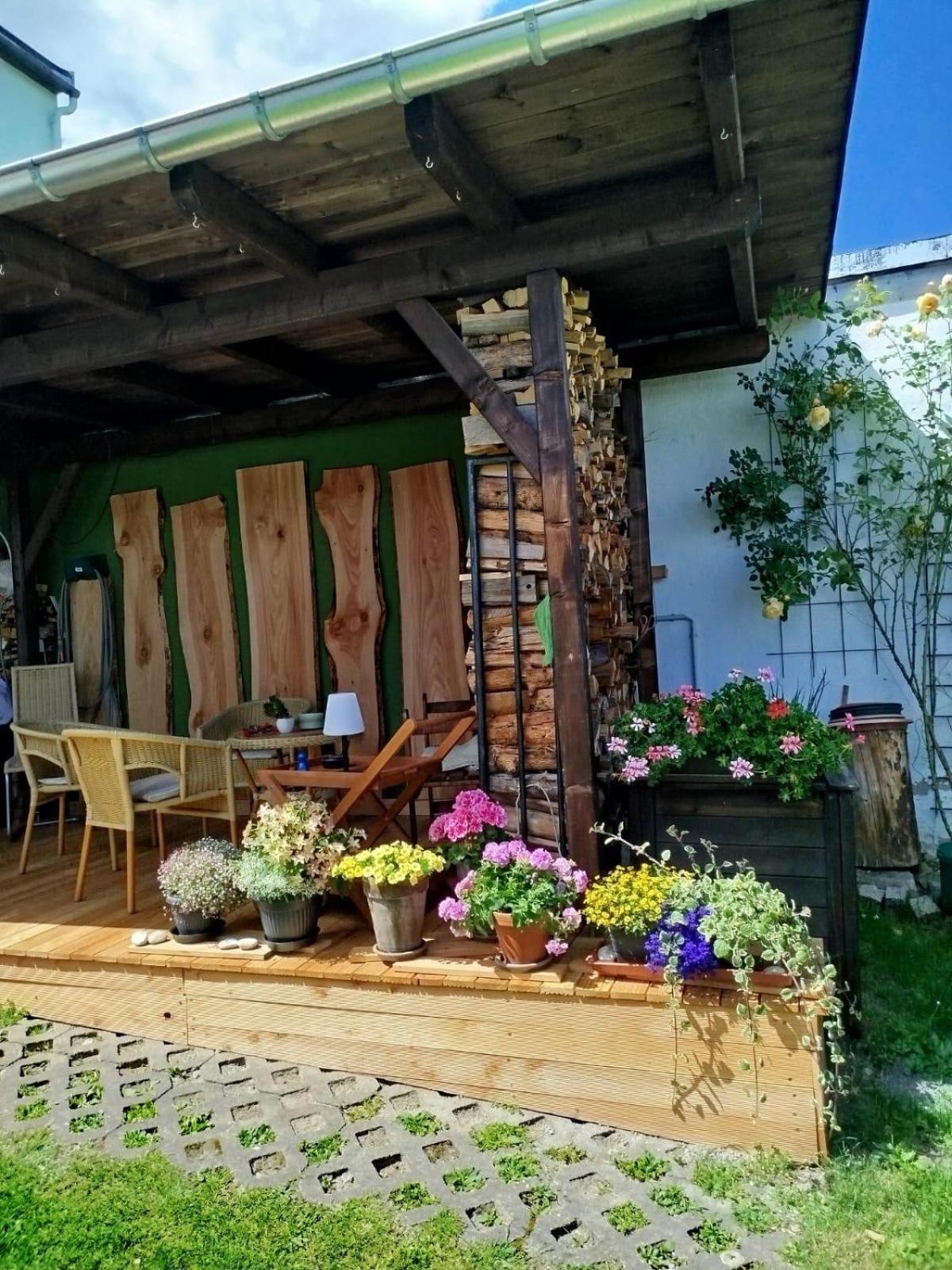 Ferienwohnung Greifenbach, Gartennutzung, Haustiere Willkommen Geyer Ngoại thất bức ảnh